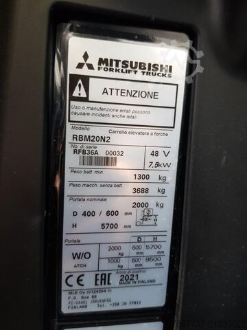 Carretilla elevadora multidireccional Mitsubishi RBM20N2