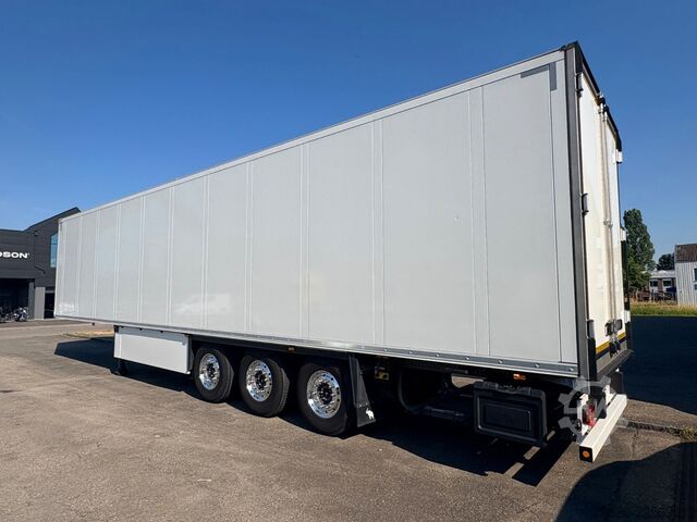 Kælivogna hálfpallhenger SCHMITZ CARGOBULL SKO 24/L - 13.4 FP 45 Cool V7, Carrier 637h, Alc