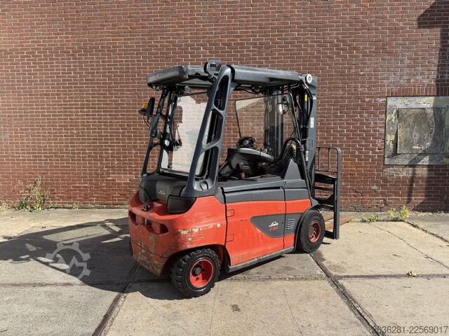 Elektro 4 Rad-Stapler Linde E30R-01
