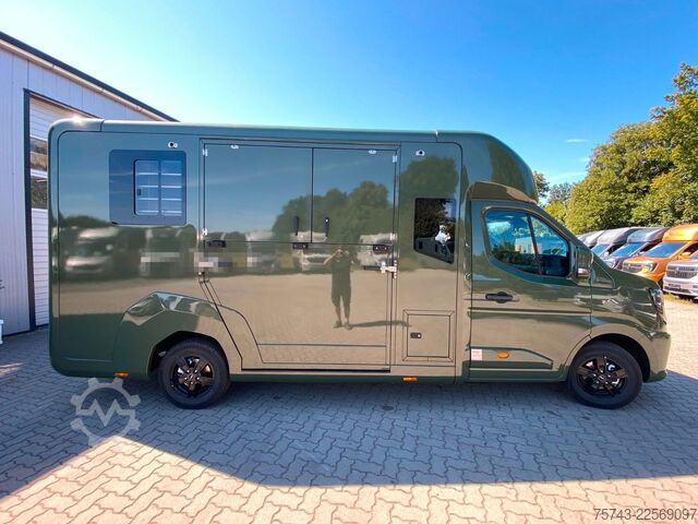 가축 운송차 RENAULT Master STX 5 Sitzer Haras ex. Lang Automatik