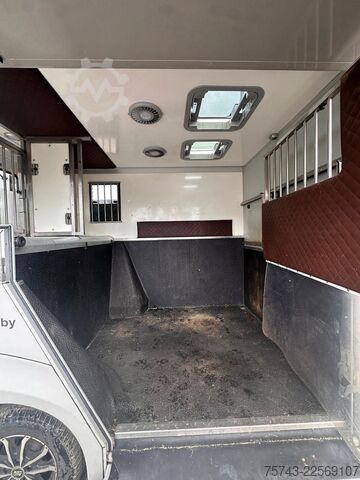 가축 운송차 RENAULT Master Interhorse  5 Sitzer  Haras / Hengste