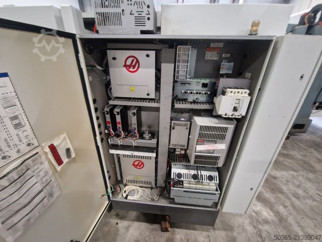 CNC strug Haas ST-15