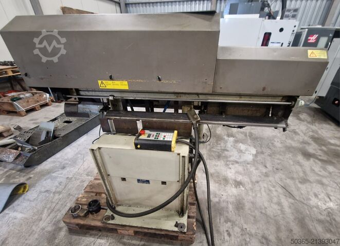 CNC strug Haas ST-15