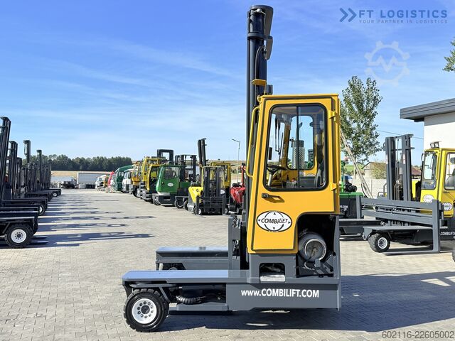 Empilhadeira multidirecional Combilift C4000 / GAS / DUPLEX 5500 / FREE-LIFT