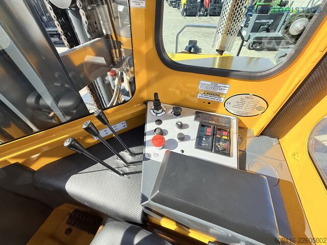 Empilhadeira multidirecional Combilift C4000 / GAS / DUPLEX 5500 / FREE-LIFT