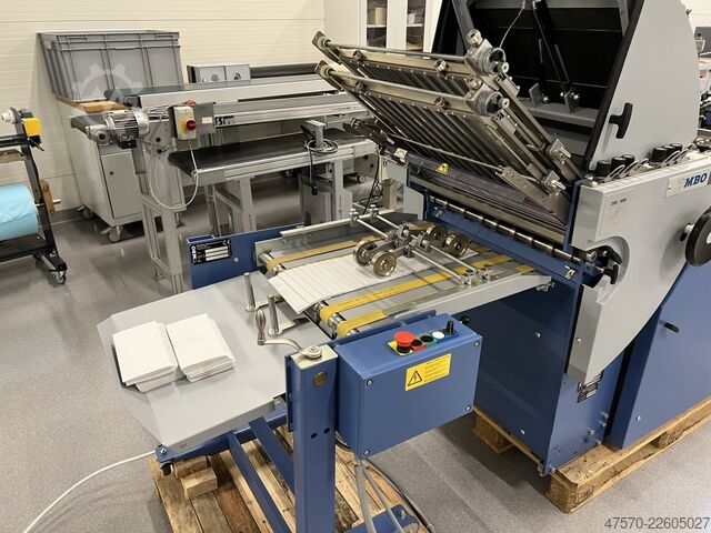 машина за сгъване MBO T535E/4F Folding Machine