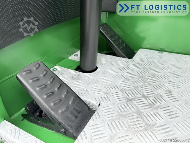 4-way forklift Combilift C4500 DIESEL WIDE-FORK-POSITIONER