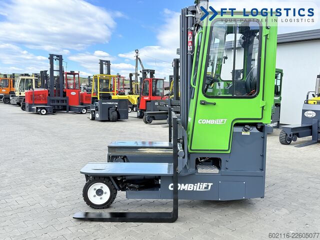 Xe nâng bốn hướng Combilift C3000 DIESEL TRIPLEX 5952 WFP FULL CABIN