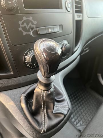 Panelová dodávka MERCEDES-BENZ Vito 110 KOMPAKT 6G KLIMA TEMPOMAT AHK 3-SITZER