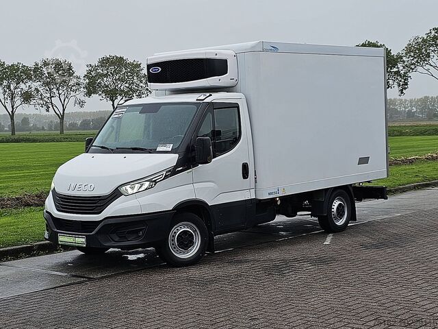 Hűtött dobozos kocsi IVECO DAILY 35S16 Bakwagen Koel/Vries
