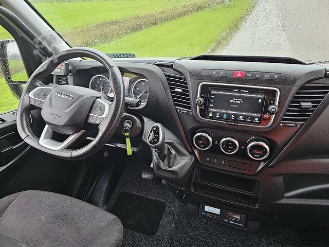 Hűtött dobozos kocsi IVECO DAILY 35S16 Bakwagen Koel/Vries