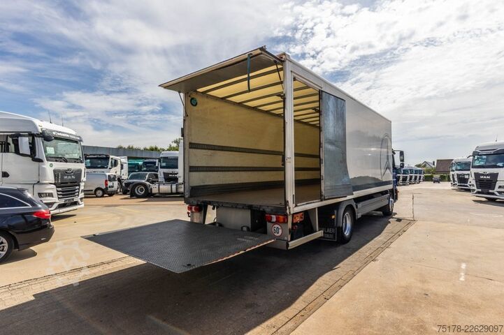 Box body Mercedes-Benz ATEGO 1524 L + DHOLLANDIA 2T.