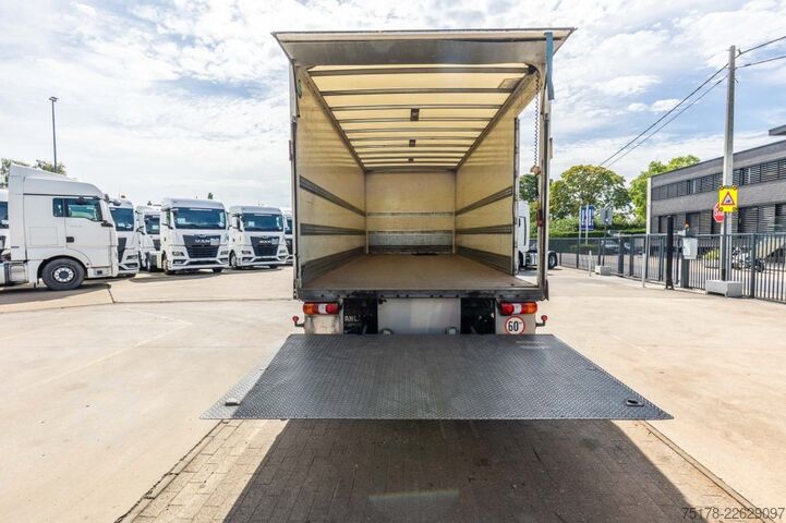 Box body Mercedes-Benz ATEGO 1524 L + DHOLLANDIA 2T.
