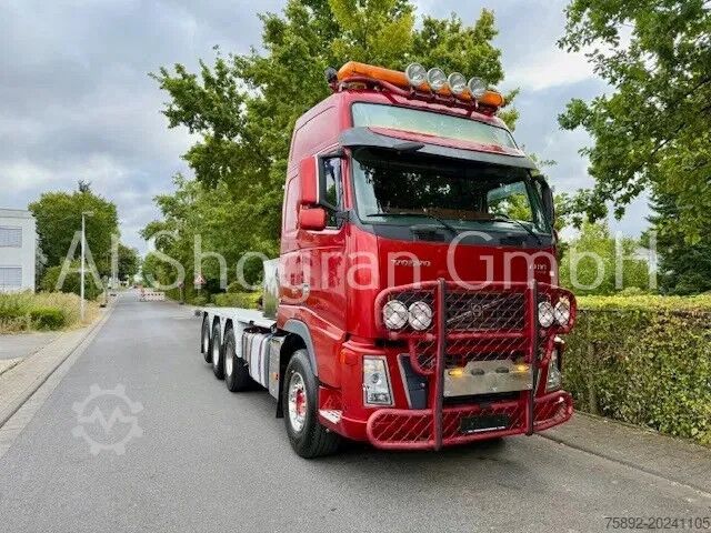 Raskas käyttö Volvo FH 16.660 8x4/Retarder/Kipphydraulik/Voll Blatt...