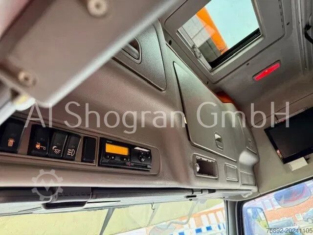 Raskas käyttö Volvo FH 16.660 8x4/Retarder/Kipphydraulik/Voll Blatt...