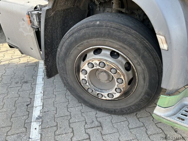 SZM มาตรฐาน DAF CF 340 FT Euro 6 D Sleeper Cab / 394 dkm / Tach...