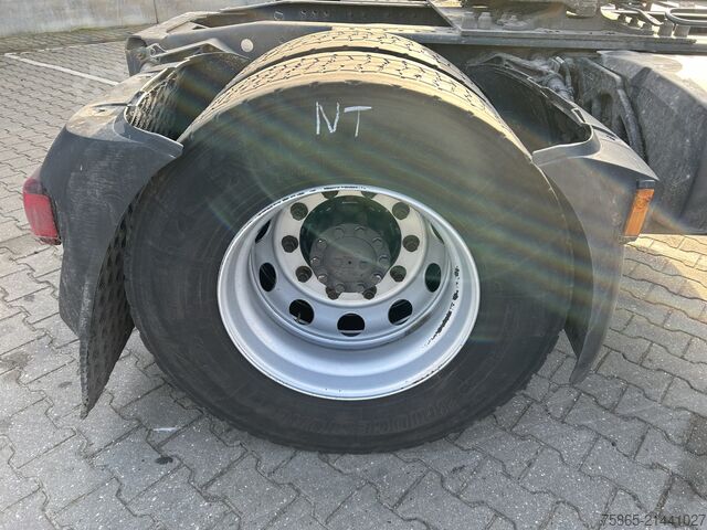 SZM มาตรฐาน DAF CF 340 FT Euro 6 D Sleeper Cab / 394 dkm / Tach...