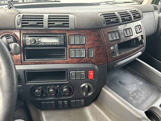 SZM มาตรฐาน DAF CF 330 FT Sleeper Cab / 645 dkm / NL Truck