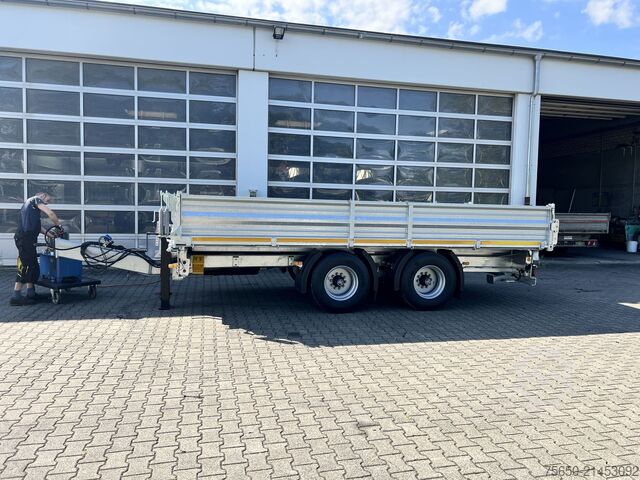 自卸式拖车 Möslein TTD 19 B  19 t Tandemkipper- Tieflader hydraulischer Klappe Breitbereifung
