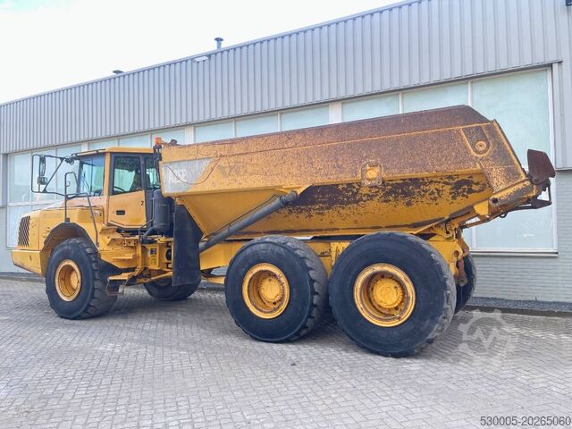 Döngölő teherautó Volvo A 25 E      2007
