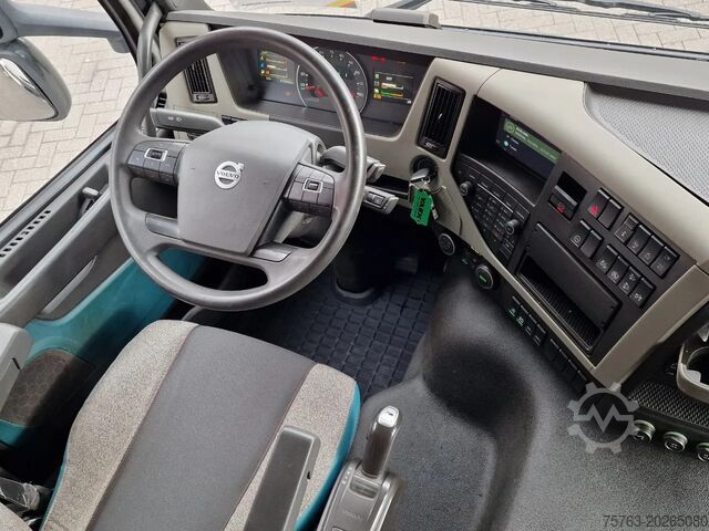 Chassis with cab Volvo FM 380 Globetrotter 6x2 Chassis - Loadlift - 4...