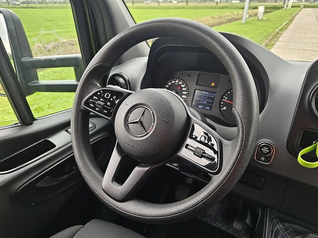 حقيبة سفر MERCEDES-BENZ SPRINTER 316 Bakwagen Laadklep!