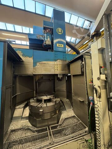 เครื่องกลึงคาร์รัสเซล CNC TOS HULIN SKA 12 CNC