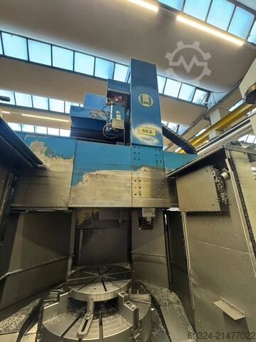 เครื่องกลึงคาร์รัสเซล CNC TOS HULIN SKA 12 CNC