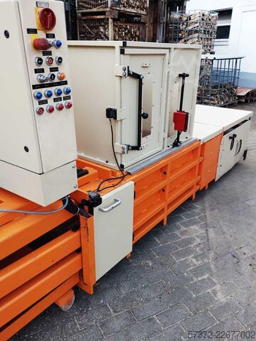 Horizontal-Ballenpresse Hsm AK 10/900