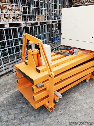 Horizontal-Ballenpresse Hsm AK 10/900