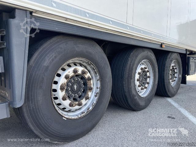 Hladilna polprikolica Schmitz Cargobull Semitrailer Reefer Standard divu klāju