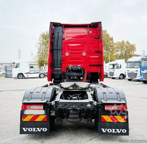 Cap tractor standard VOLVO FH 13500