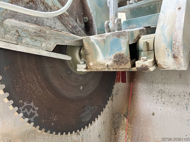 Máy cưa đá tự động Wells Wellcut 1200
