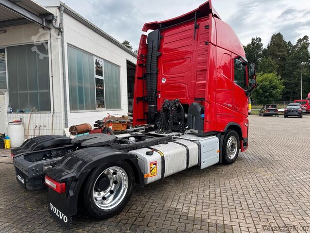 Džambo kamion VOLVO FH 460 4x2 lowdeck