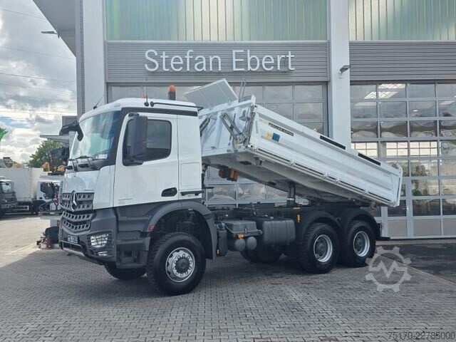 Truk jungkit Mercedes-Benz Arocs 3343 AK 6x6 Meiller