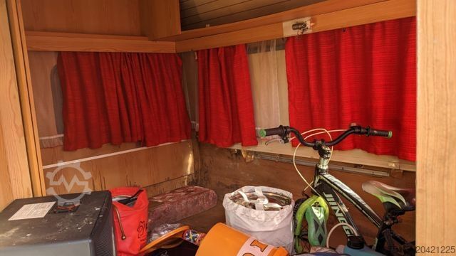 Karavan  Wohnwagen 10x Vorhanden
