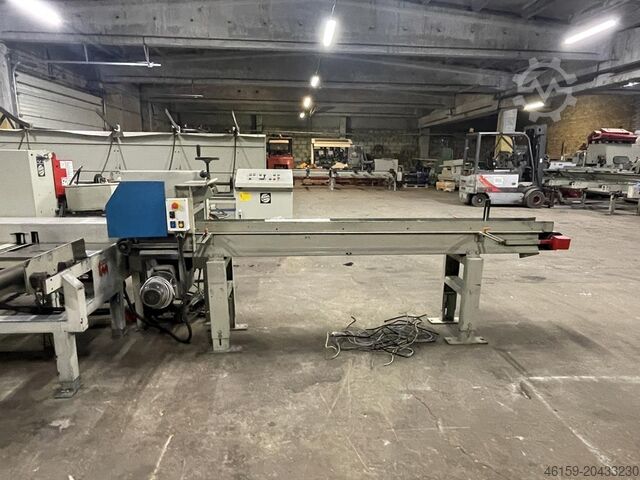 Automazione della linea di formatura con impilatore Weinig E6 infeed + A5 outfeed + stacker