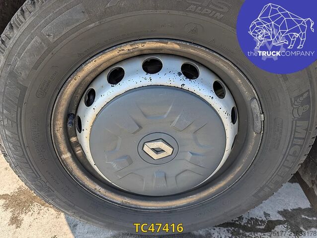 Plataforma elevadora Renault Master