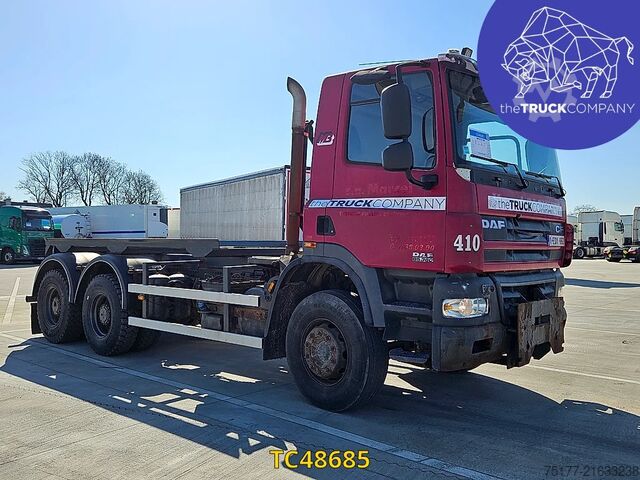 Chasis con cabina DAF 85 CF 360