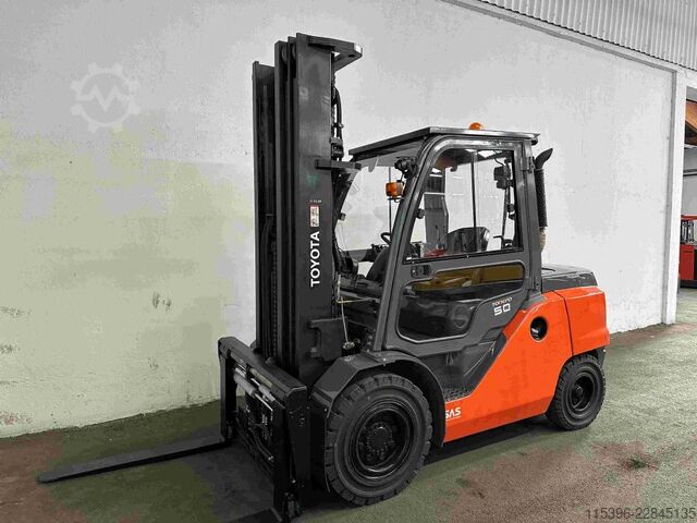 Diesel gaffeltrucks Toyota 40-8FD50N - TRIPLEX 5,5 m
