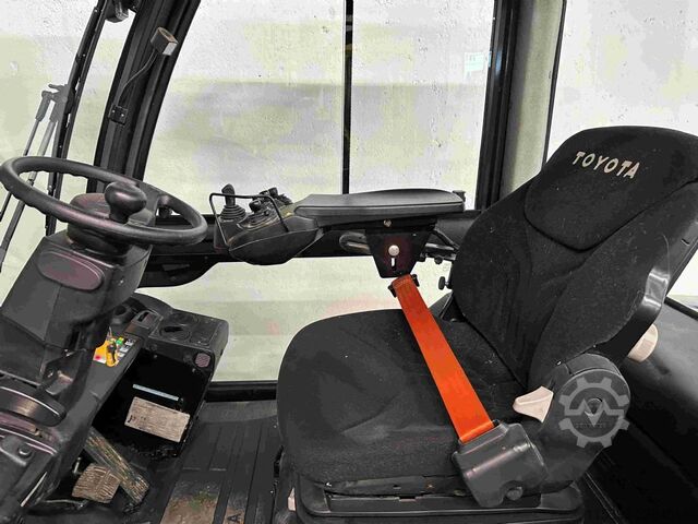 Diesel gaffeltrucks Toyota 40-8FD50N - TRIPLEX 5 m