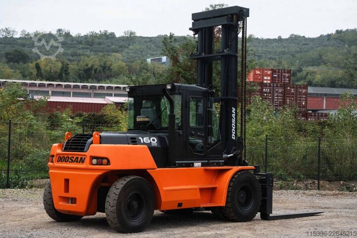 Heavy Duty Forklifts - Diesel Doosan D 160 S-5 - nur 4799 Betriebsstunden !!