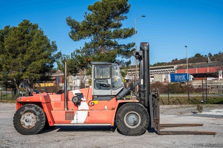 Heavy Duty Forklifts - Diesel Kalmar DCF 330-12 LB
