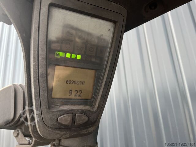 LPG Forklifts Linde H35T-02