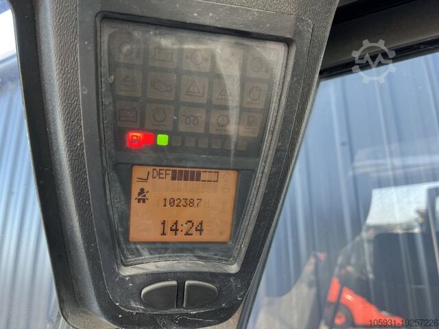 Wózek widłowy z silnikiem wysokoprężnym Linde H50D-02