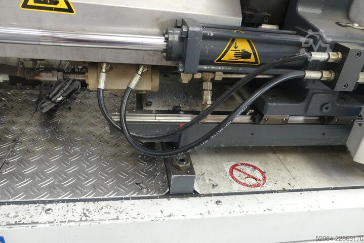  FERROMATIK MILACRON K-TEC 40