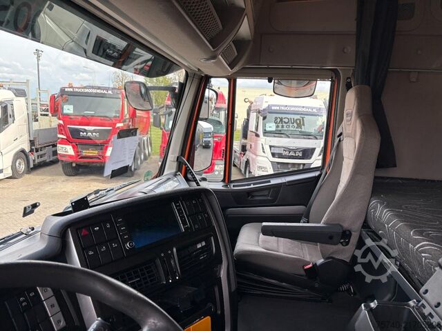 Venjulegur SZM Iveco Stralis 460 + 6X2 + EURO 6 + PERFECT TRUCK