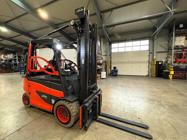 2017, servis do 07/2027, 11 137 mth Linde E 35/600H-388-01