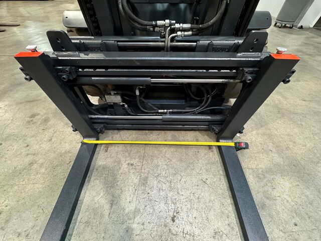 2017, servis do 07/2027, 11 137 mth Linde E 35/600H-388-01