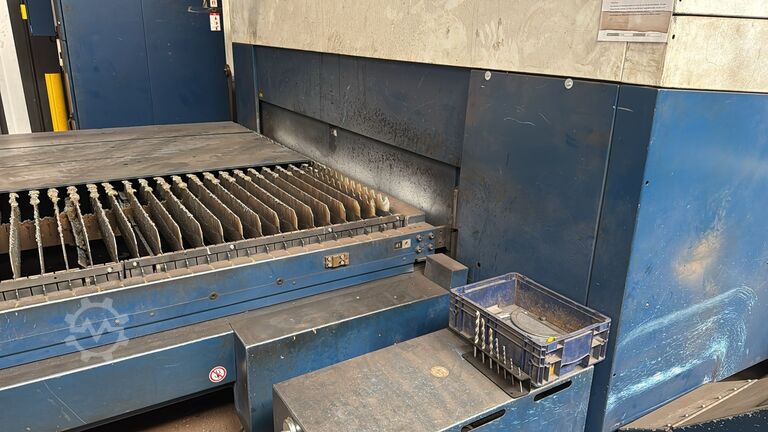 Laser cutting machine TRUMPF TruLaser 5040 Fiber